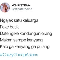 Salah satu hal yang dikategorikan sebagai #CrazyCheapAsians, datang ke pernikahan kerabat membawa satu keluarga demi bisa makan enak. Foto: Twitter