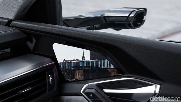 Spion Audi e-tron