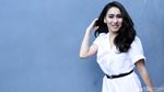 Ditanya Soal Raffi Ahmad, Ayu Ting Ting Kok Pose Begini?