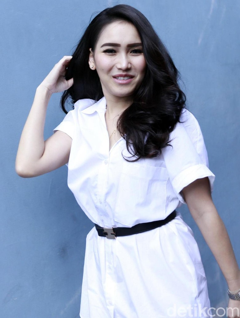 Ini Bukti Ayu Ting Ting Akui Isi Duluan saat Nikahi Enji? Ini Bukti Ayu Ting Ting Akui Isi Duluan saat Nikahi Enji?