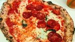 Pencinta Keju, Ini Pizza yang Berlumuran Keju Mulur Meleleh