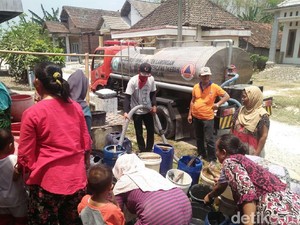 Kekeringan di Lamongan Meluas, 40 Desa Butuh Air Bersih