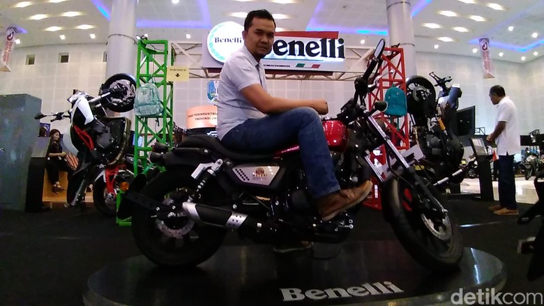 Benelli di GIIAS Surabaya 2018. Foto: Deny Prastyo Utomo Benelli di GIIAS Surabaya 2018. Foto: Deny Prastyo Utomo