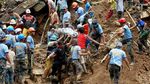 Proses Evakuasi Korban Topan Mangkhut