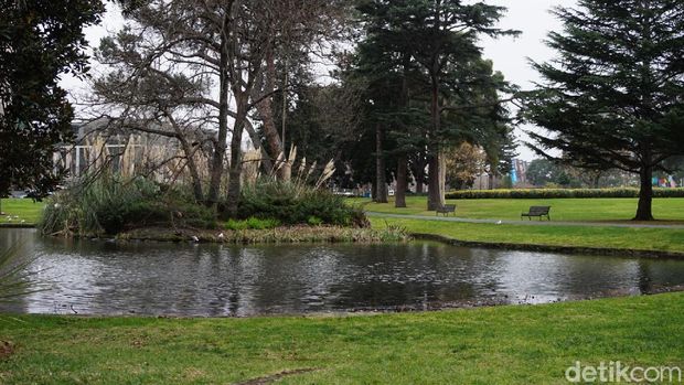 Carlton Gardens Melbourne