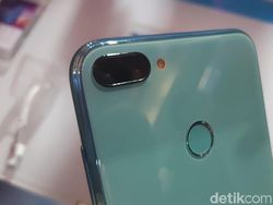 Lebih Dekat dengan Si Cantik dari Honor