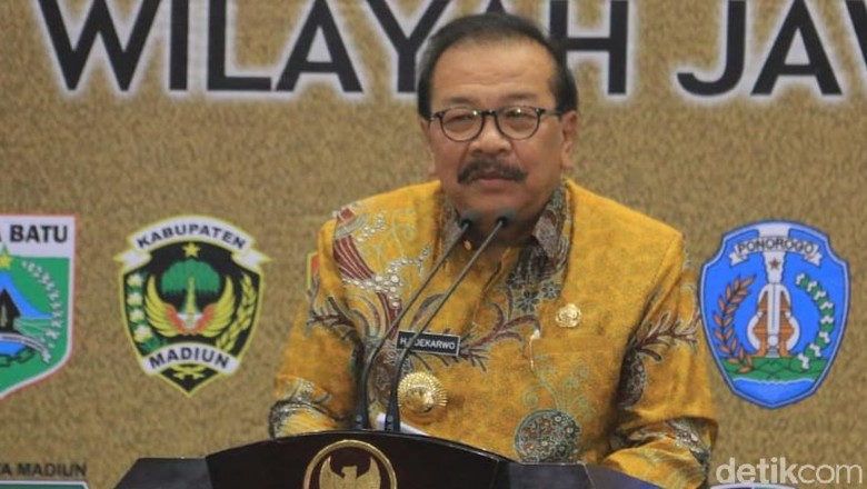 Tinggal Tunggu Data, Pakdhe Karwo Siap Pecat PNS Korup di Jatim Tinggal Tunggu Data, Pakdhe Karwo Siap Pecat PNS Korup di Jatim