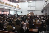 Pemkab Garut Minta Maaf Soal Pernyataan 'Guru Honorer Ilegal'