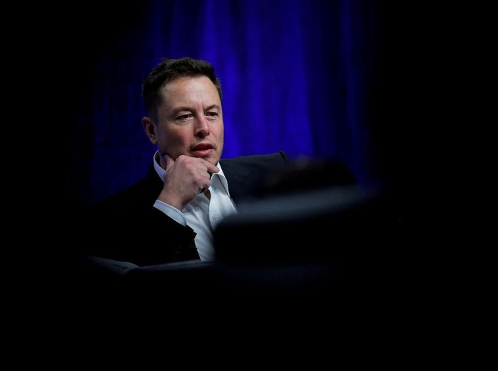  Elon  Musk  Sebut Kampus Bukan Tempat untuk Belajar