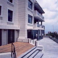 Rumah empat lantai bekas konsulat jenderal Belgia tersebut dibeli Jack Ma seharga Rp 2,5 triliun dan telah selesai direnovasi. Foto: Hong Kong Free Press