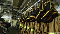 Salah satu sudut ruangan di dalam kapal.