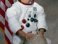 12 Orang yang Pernah Menginjakkan Kaki di Bulan