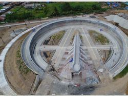 Markas Avengers Jokowi dan Kantor Apple, Keren Mana?