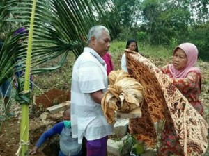 Geger! 3 Jasad Sekeluarga di Ciamis Masih Utuh saat Digali