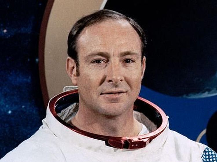 12 Orang yang Pernah Menginjakkan Kaki di Bulan