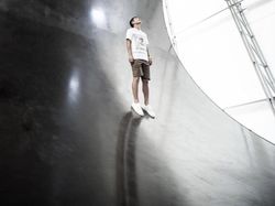 Potret Si Kurus yang Ditunjuk Elon Musk Pergi ke Bulan