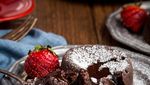 Sore Ini Enaknya Ngemil Choco Lava Cake yang Lumer Legit