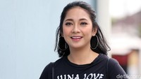 Dinda Kirana saat ditemui di studio Trans TV, Kapten Tendean, Jakarta Selatan, pada Selasa (18/9) setelah tampil di acara Brownis. (Pool/Ismail/detikFoto)