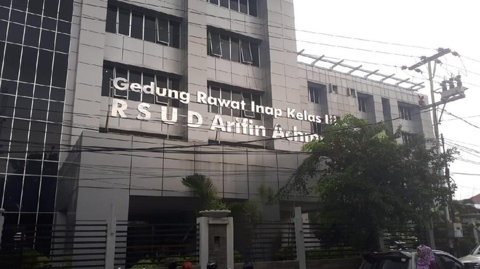 Honor TPP Belum Cair, Karyawan RSUD Pekanbaru Terbelit Utang