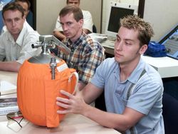 Mau ke Luar Angkasa, Personel NSYNC Ini Masih Kena PHP