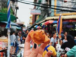 Instagramer Ini Punya Cara Keren Pamer Keliling Dunia