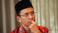 TGB pun menyayangkan ketika ada transfer yang masuk ke rekeningnya dikaitkan dengan divestasi saham Newmont. 