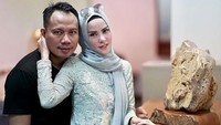 Padahal Angel dan Vicky baru 8 bulan menikah. Foto: Dok. Instagram/angellelga