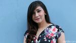 Baby Margaretha, Dari Bikini Jadi Gaun