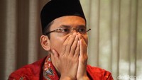 TGB menjelaskan divestasi saham Newmont awalnya sudah ditawarkan ke pemerintah pusat. Tapi, pemerintah pusat menolak karena tidak anggarannya tak disetujui DPR RI.