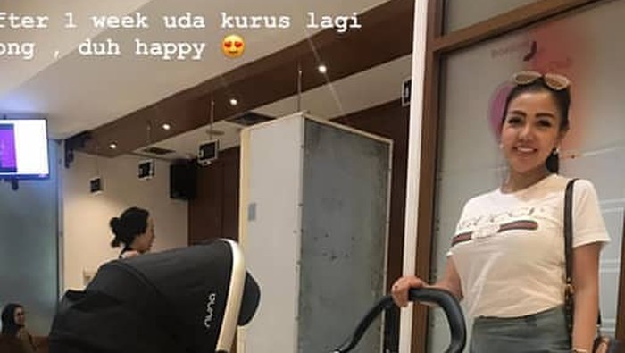 Pasca seminggu melahirkan, Bella Shofie sudah langsing lagi. Foto: Instagram/bellashofie5292 Pasca seminggu melahirkan, Bella Shofie sudah langsing lagi. Foto: Instagram/bellashofie5292