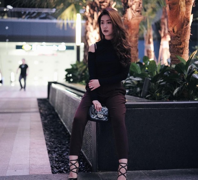 Silvia Siantar dikenal sebagai influencer dan desainer asal Surabaya yang populer di media sosial. Pengikutnya di Instagram lebih dari 164 ribu. Foto: Instagram @ silviasiantar