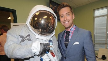 Sayangnya, langkah Bass terhenti di tengah jalan lantara dirinya gagal menggalang dana yang dibutuhkan untuk perjalanan tersebut.  (Foto: Getty Images)