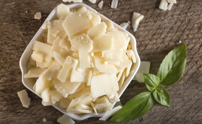 Rutin Makan Keju Parmesan Bisa Dapat 7 Manfaat Kesehatan Ini