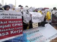 Solusi Jokowi untuk Guru Honorer