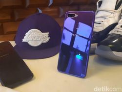 Melihat dari Dekat OPPO F9 Starry Purple, Si Ungu yang Cantik