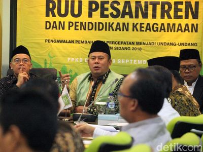 Diskusi Publik RUU Pesantren dan Pendidikan Agama