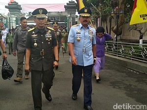 HUT TNI ke 73, Panglima TNI Ziarah ke Makam Bung Karno