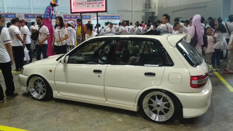 Modifikasi Starlet Foto: Luthfi Anshori/detikOto Modifikasi Starlet Foto: Luthfi Anshori/detikOto