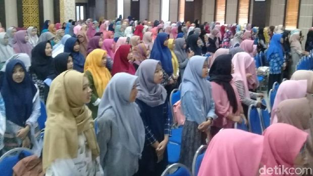  Diskusi musikal antikorupsi Bung Hatta Anti-Corruption Award (BHACA) di UIN Malang, Rabu (19/9/2018)