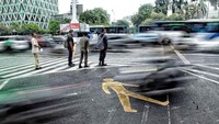 Pemerintah Provinsi DKI Jakarta bersama dengan Polda Metro Jaya membahas rencana mengenai penerapan Electronic Traffic Law Enforcement atau e-tilang di jalanan Jakarta, Rabu (19/9/2018).