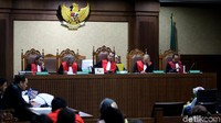 Hasmun Hamzah telah divonis pengadilan 2 tahun penjara dalam perkara ini.