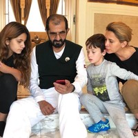 Putri Haya Bint Al Hussein kini juga menyandang status sebagai istri Perdana Menteri dan Wakil Presiden Uni Emirat Arab, Sheikh Mohammed bin Rashid Al Maktoum. Keduanya menikah pada 10 April 2004 dan dikaruniai dua orang anak, perempuan dan laki-laki. Foto: Facebook