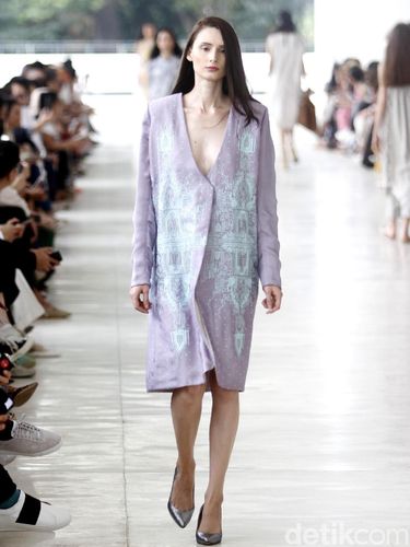 10 Tahun Berkarya, Sapto Djojokartiko Gelar Fashion Show di Istora Senayan