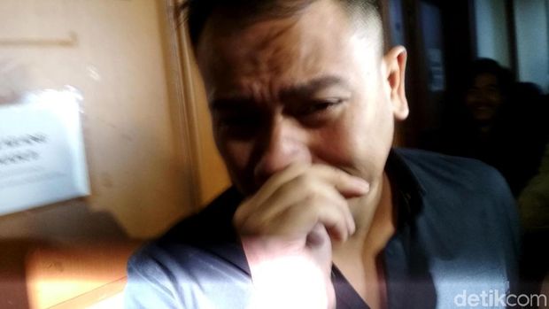 Muzdhalifah Pacari Pria Lebih Muda, Kabar Pernikahan Syahrini-Reino Barack