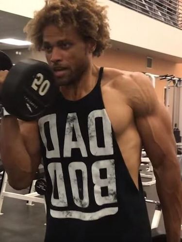 Pria Ini Sukses Turunkan BB 81 Kg Meskipun Selalu Makan Junk Food