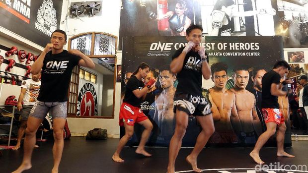 Jelang Duel ONE Championship, Naito dan Pacio Gelar Latihan Terbuka