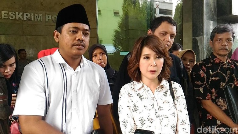 PSI Harap Perempuan Muda yang Dijual ke China Segera Dipulangkan PSI Harap Perempuan Muda yang Dijual ke China Segera Dipulangkan