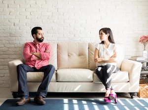 Hubungan Berbeda Prinsip dan Agama, Bisakah Lanjut ke Pelaminan?