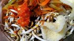 Biar Melek dan Semangat, Sarapan Bubur Asinan yang Gurih Segar