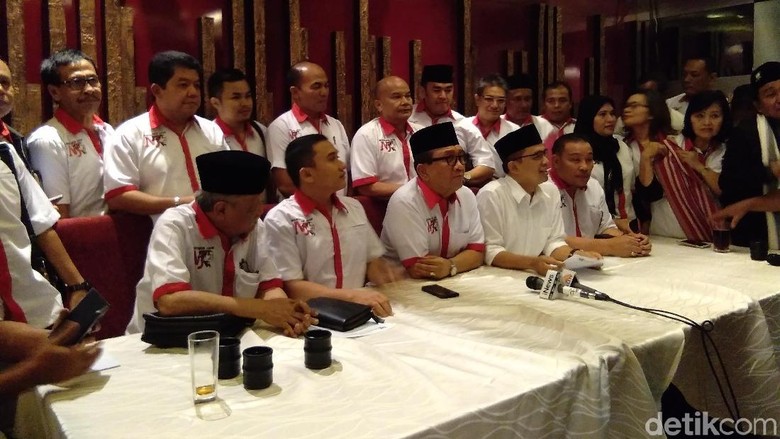 Jokowi-Maruf Didukung Relawan yang Sokong Prabowo di 2014 Jokowi-Maruf Didukung Relawan yang Sokong Prabowo di 2014